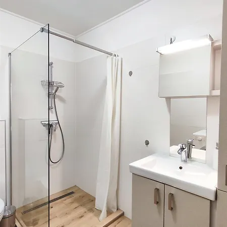 Regatta Apartament *